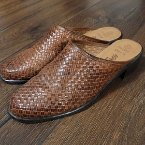 Romano Shoes Brazil Made Woven Leather Brown Mule Clogs Size 7.5